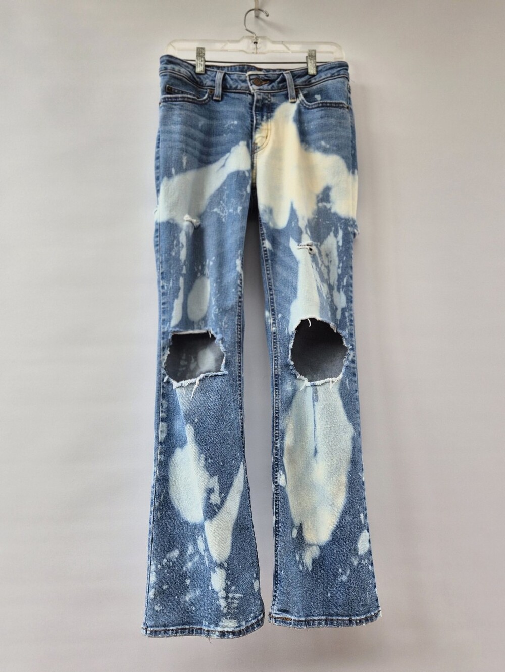 Levi's Superlow Boot Tie Dye Jeans Size 29 Distressed Thrashed Boho Festival